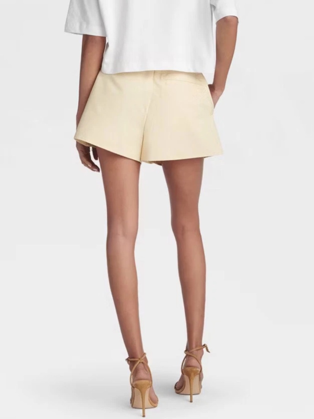 KBB by KAHLANA “The Flared Drawcord Shorts” - Picture 2 of 4